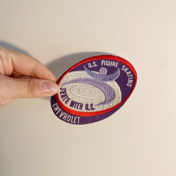 US Figure Skating Skate with US Chevrolet Embroidered Patch - Picture 3 of 3